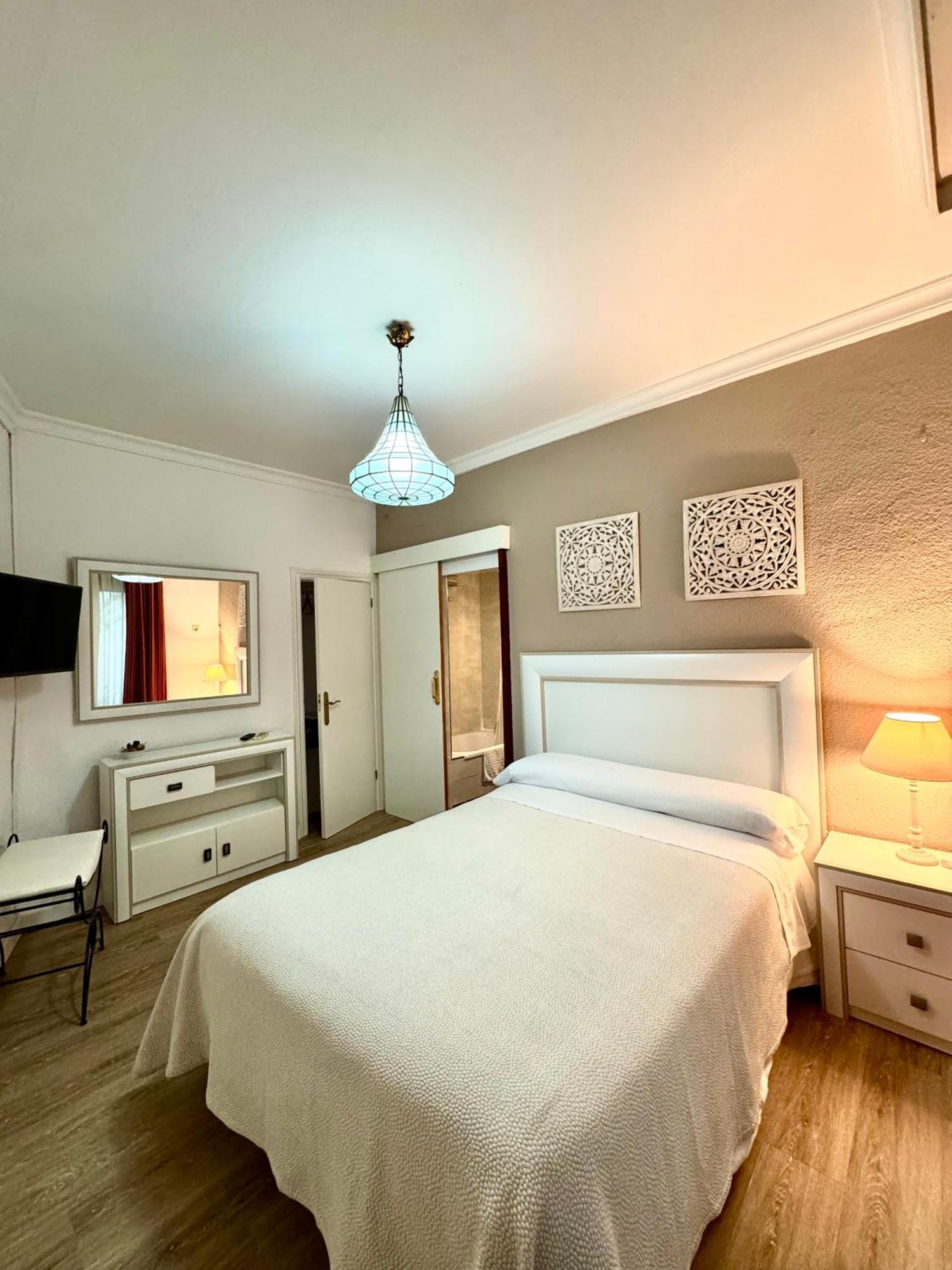 Pension Zurita Granada Exterior photo